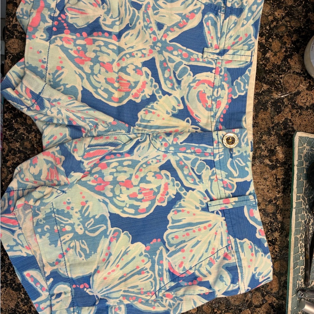 Lilly Pulitzer Blue and Pink Floral Women's Shorts